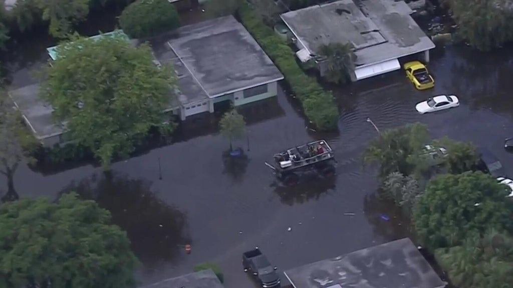 Fort Lauderdale is offering $12.4 million in flood recovery grants, but only 241 people have applied — CBS Miami, Siesta Key Real Estate news