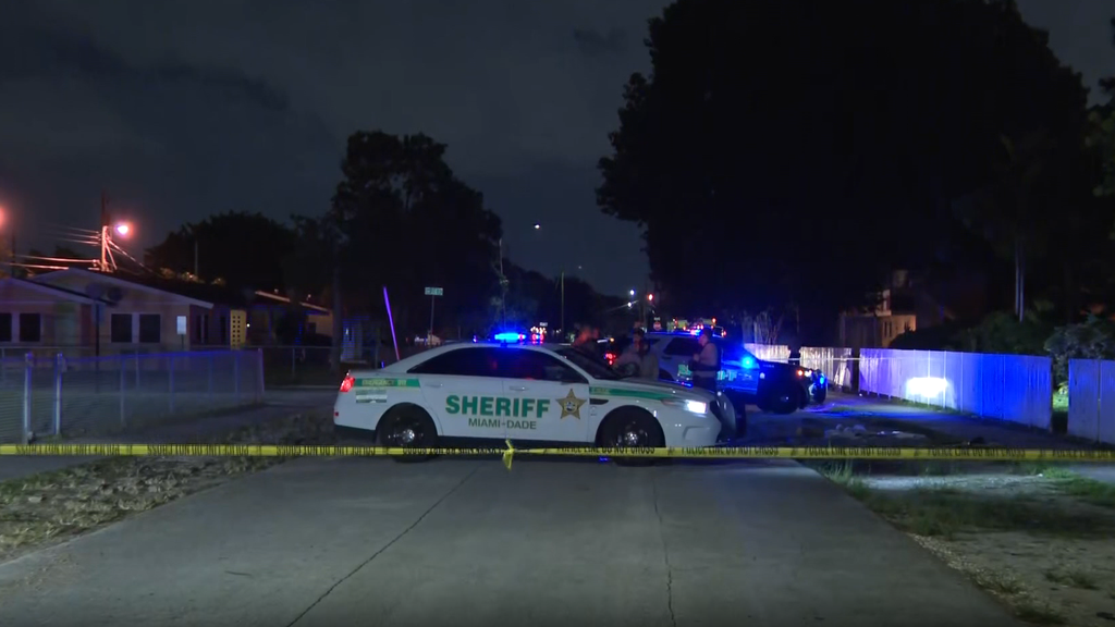 Woman identified in arson attack in northwest Miami-Dade, leaving 80% of man's body critically burned — CBS Miami, Siesta Key Health news