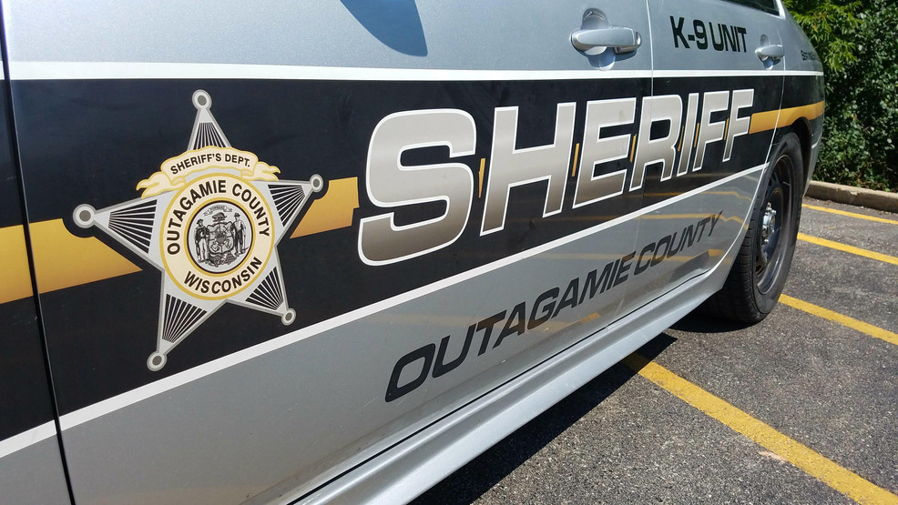 1 dead in Outagamie County crash involving motorcycle, combine and SUV — Fox 11 Green Bay Local, Siesta Key Community news