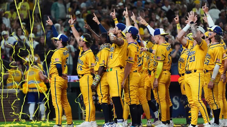 Savannah Bananas announce 2027 Banana Ball tour stops, how to get tickets — WTSP Sports Tampa Bay, Siesta Key Sports news