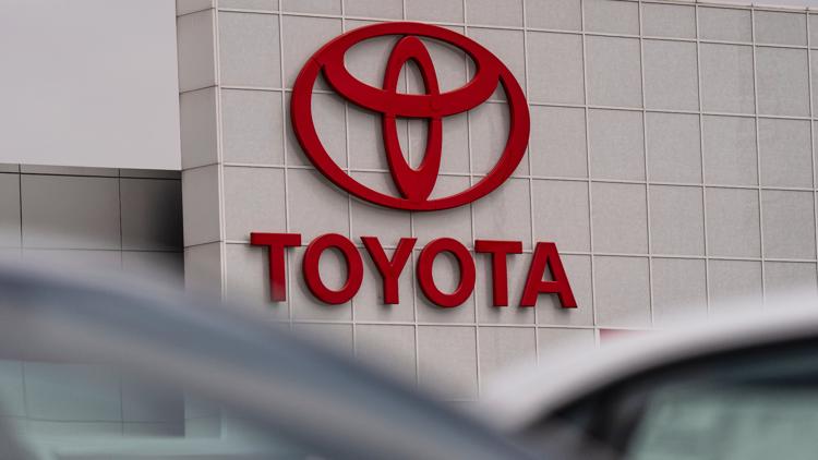 Toyota recalls nearly 230,000 vehicles due to risk that seat backs may not stay latched — Siesta Key Business news