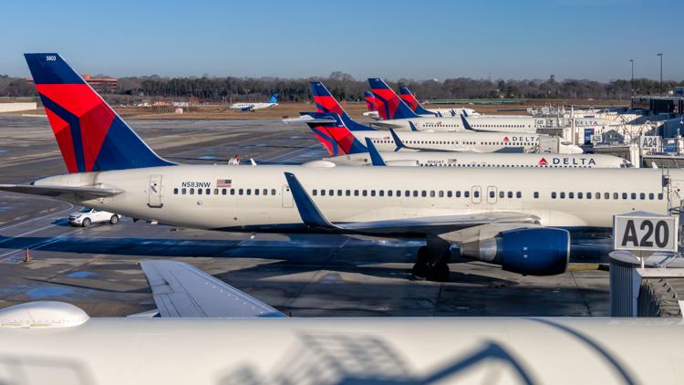 Delta CEO says fuel prices will be even higher this fall — WTSP Business Tampa Bay, Siesta Key Business news