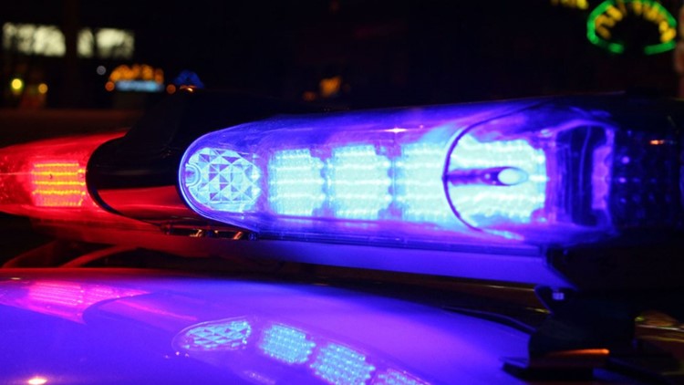 Man accidentally shoots himself after fight breaks out at party on west side, police say — KENS 5 (San Antonio), Siesta Key Community news
