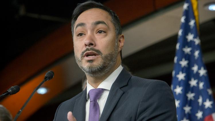 Congressman Joaquin Castro submits annual list for Library of Congress, renews consideration for first full-time Spanish broadcast — KENS 5 (San Antonio), Siesta Key Community news