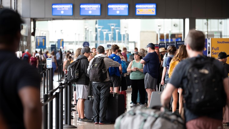 Ground delay issued at Austin's airport during busy F1 weekend — KVUE (Austin), Siesta Key Community news