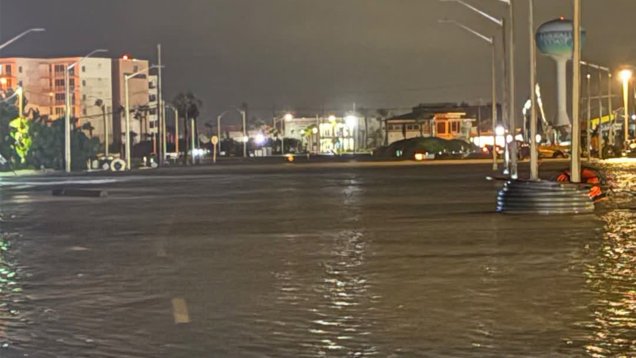 Hurricane Isaias: Photos, videos show damage across Florida Panhandle — FOX 13 Tampa Bay News, Siesta Key Community news