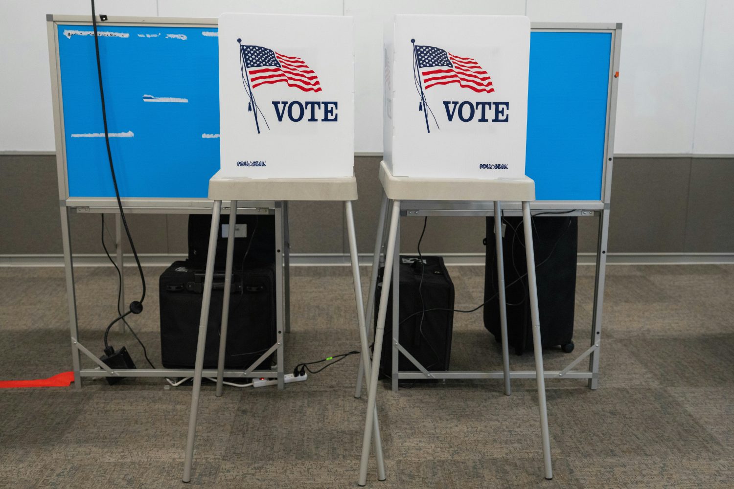 Dallas Stars, homelessness and crime labs are on the local ballot in November — Dallas Observer, Siesta Key Community news