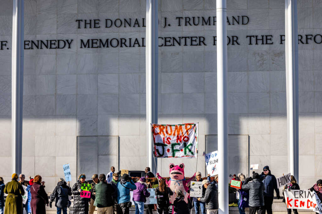Kennedy Center Hiring for a Locksmith and the possibilities are… — PoPville DC